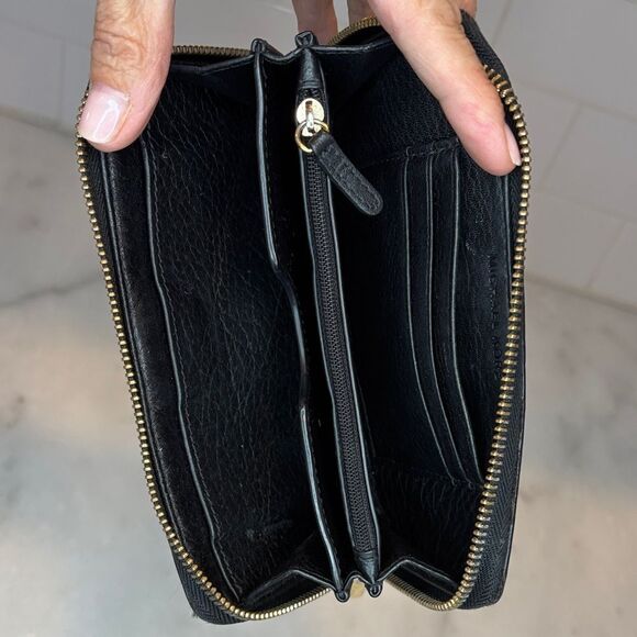 Michael Kors Astor Pebbled Leather Studded Full Zip Wallet - Picture 12 of 15